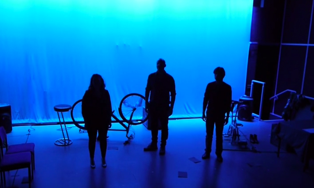 giants-on-the-hill-foxlowe-arts-centre-staffordshire-theatre